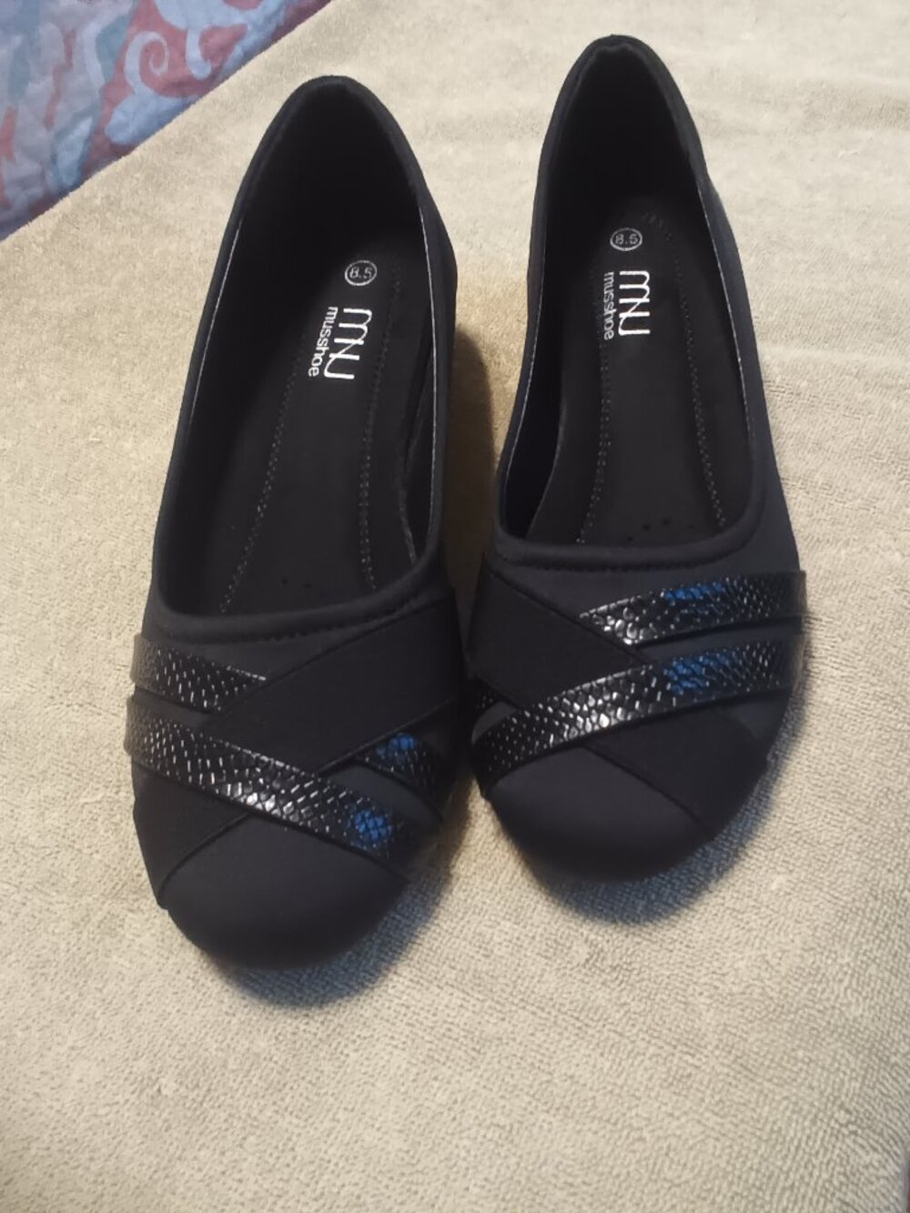 Ladies Wedge Flats REDUCED
